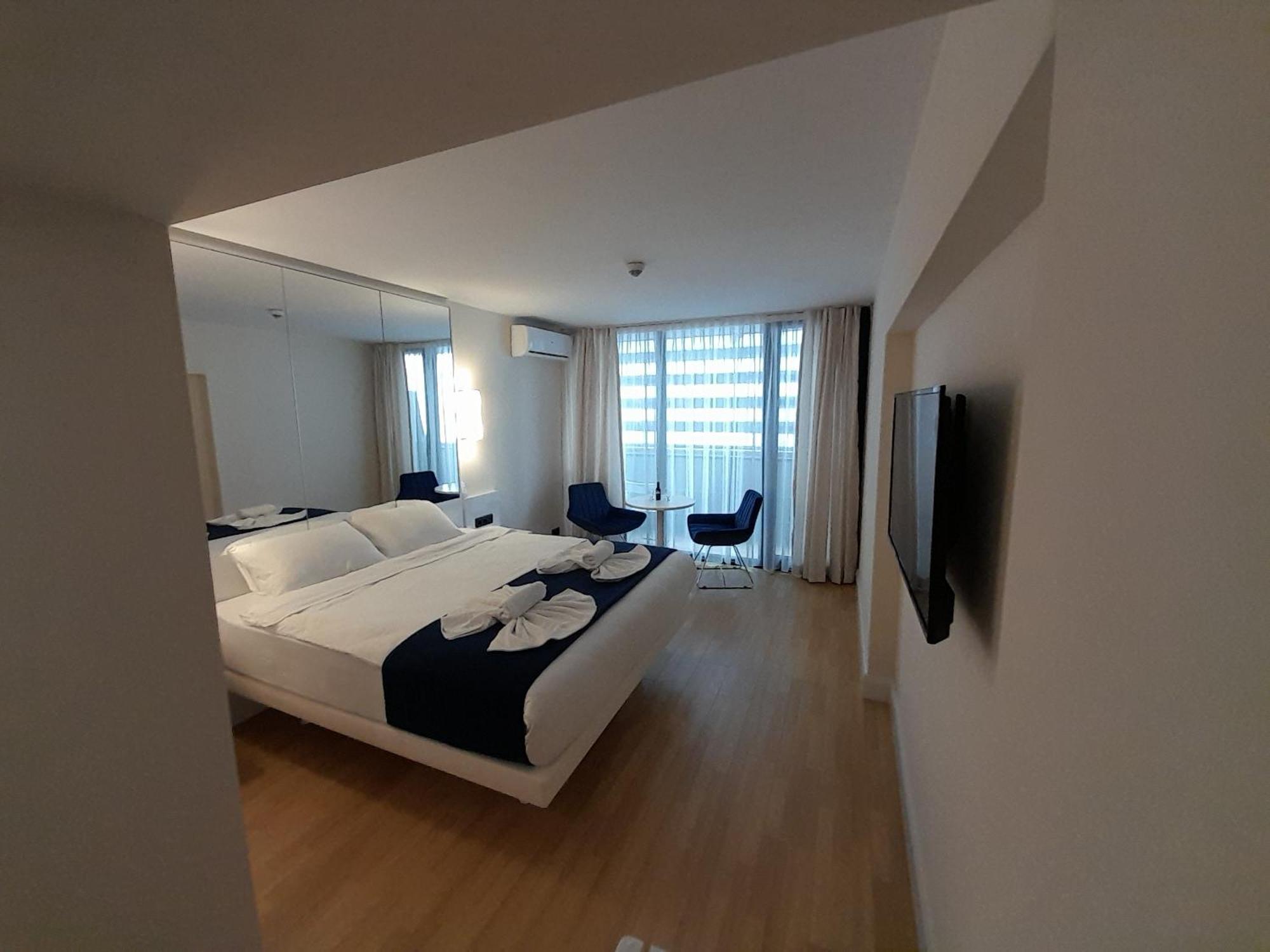 Smart Aparthotel Orbi City Batumi Cameră foto